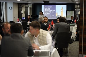 Akdenizli firmalar İngiltere'ye odaklandı çelik kapı ihracatı için kollar sıvandı